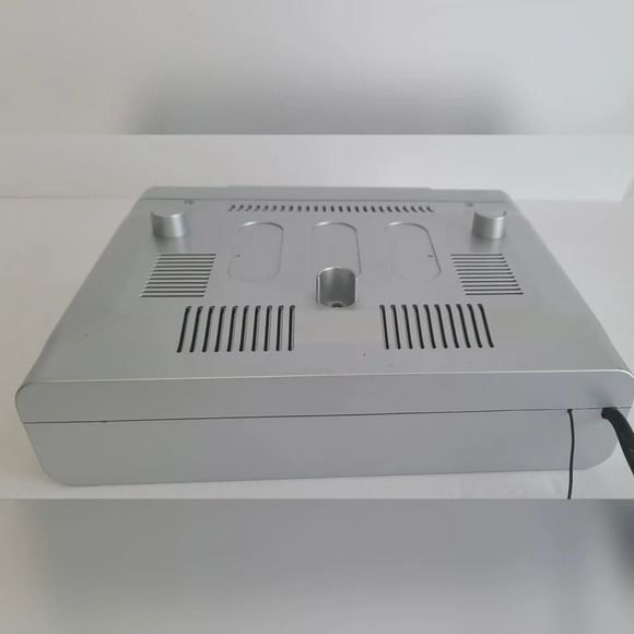 Vintage Sylvania SKCR2613C Under Cabinet Clock Stereo Radio‎ Tuner No Remote - Picture 3 of 6